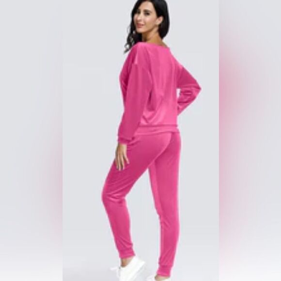 NWT! Luxury Feel! Pink crush velvet, velour 2 piece jogget set - Picture 1 of 10